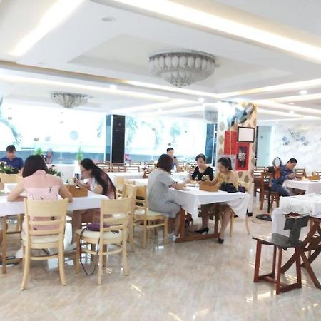 Yen Vy 04 Luxury Hotel Куи Нхон Екстериор снимка