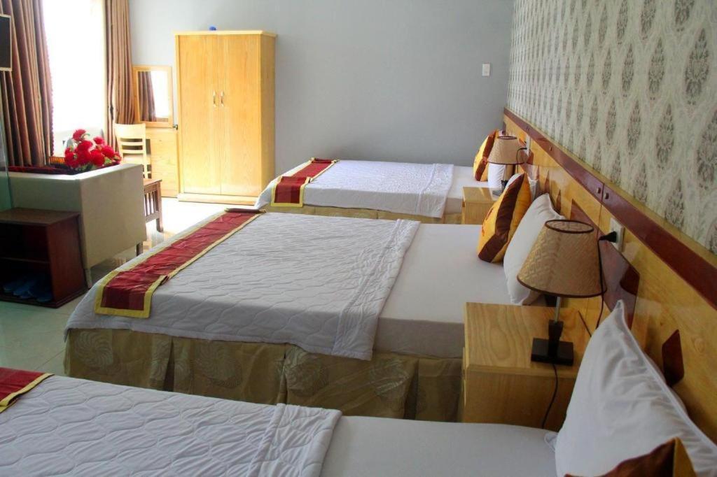 Yen Vy 04 Luxury Hotel Куи Нхон Екстериор снимка