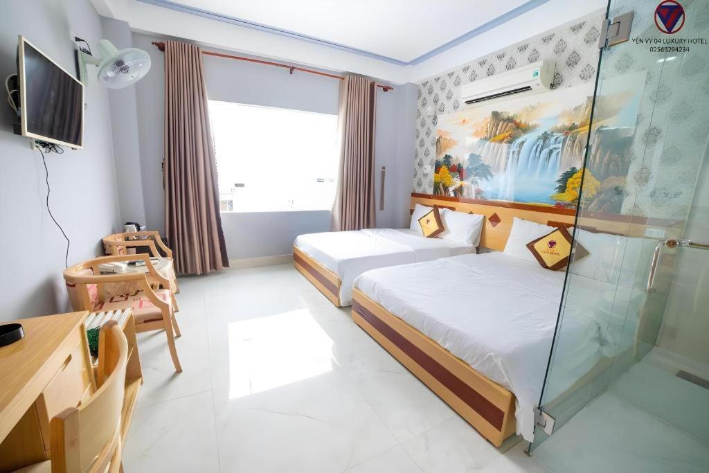 Yen Vy 04 Luxury Hotel Куи Нхон Екстериор снимка