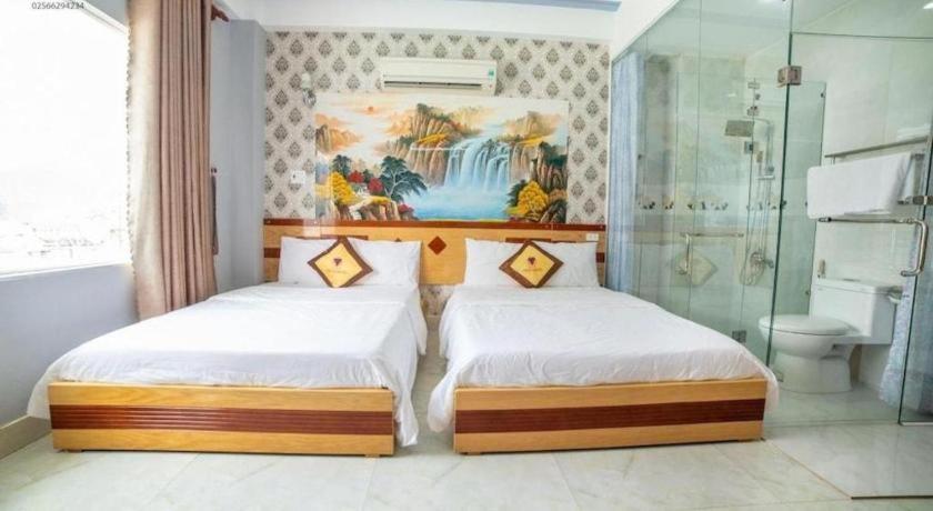 Yen Vy 04 Luxury Hotel Куи Нхон Екстериор снимка