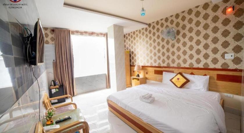 Yen Vy 04 Luxury Hotel Куи Нхон Екстериор снимка